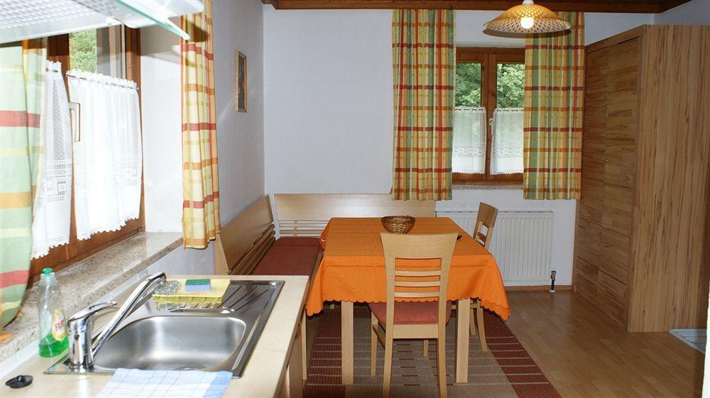 Landhaus Marlies Apartments เซลล์อัมเซ ภายนอก รูปภาพ