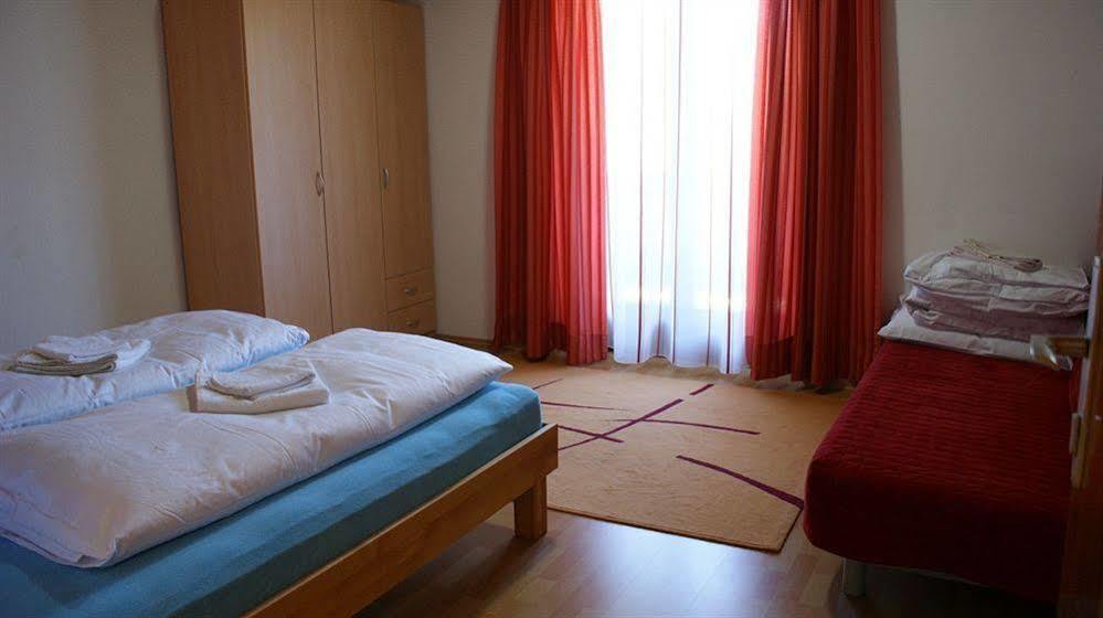 Landhaus Marlies Apartments เซลล์อัมเซ ภายนอก รูปภาพ